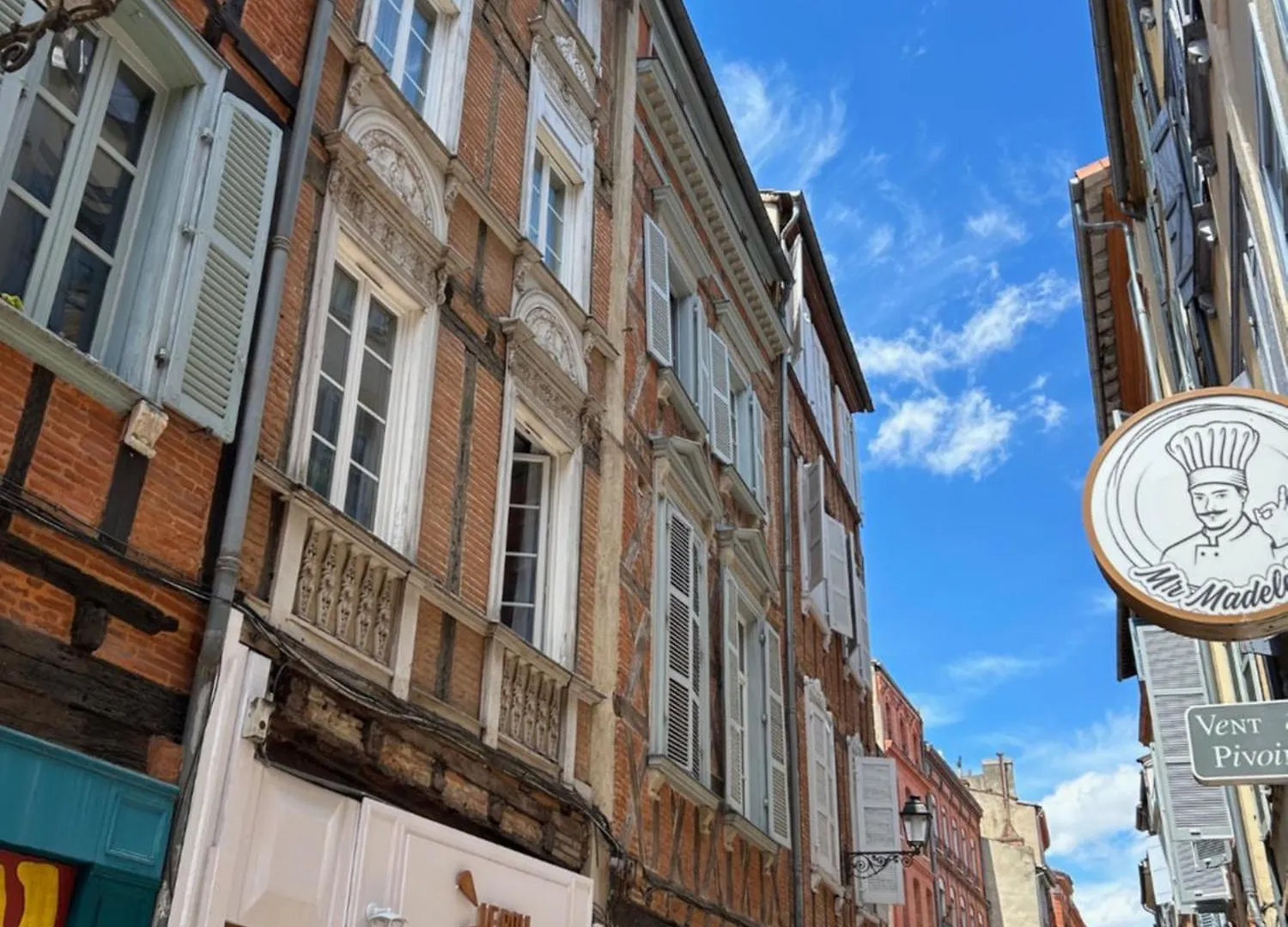 Au Charme Des Carmes - T1 Sur Cour - Metro A & B Apartment Toulouse 0*,