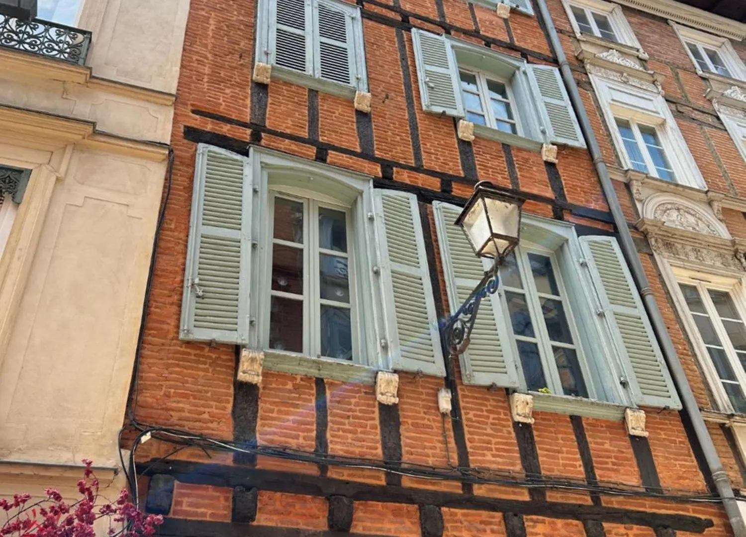 Au Charme Des Carmes - T1 Sur Cour - Metro A & B Apartment Toulouse